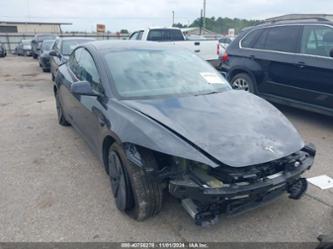 TESLA MODEL 3 REAR-WHEEL DRIVE