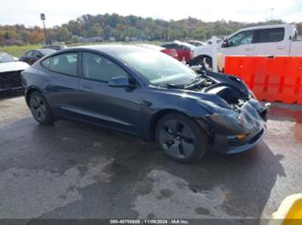 TESLA MODEL 3 REAR-WHEEL DRIVE