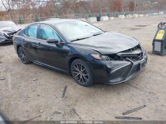 TOYOTA CAMRY SE AWD