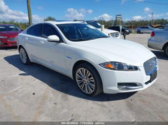 JAGUAR XF 3.0 PORTFOLIO/3.0 SPORT