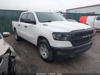 RAM 1500 TRADESMAN 4X4 5 7 BOX