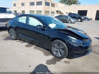 TESLA MODEL 3 REAR-WHEEL DRIVE