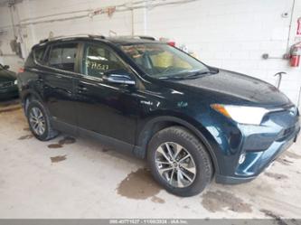 TOYOTA RAV4 HYBRID XLE