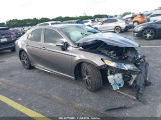 TOYOTA CAMRY SE