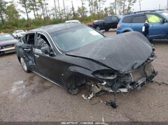 INFINITI Q70 3.7