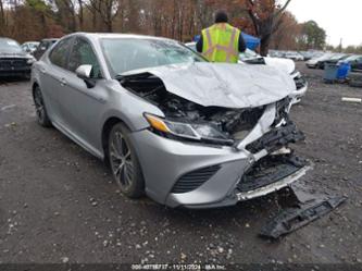 TOYOTA CAMRY HYBRID SE