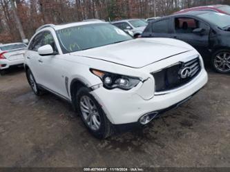 INFINITI QX70