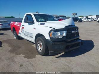 RAM 2500 TRADESMAN 4X2 8 BOX