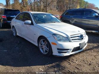 MERCEDES-BENZ C-CLASS LUXURY/SPORT