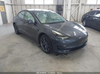 TESLA MODEL 3 REAR-WHEEL DRIVE