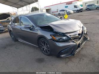 TOYOTA CAMRY HYBRID SE HYBRID