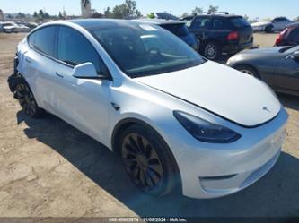 TESLA MODEL Y PERFORMANCE DUAL MOTOR ALL-WHEEL DRIVE