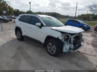 TOYOTA RAV4 HYBRID XLE