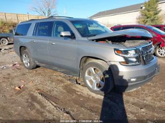 CHEVROLET SUBURBAN LT