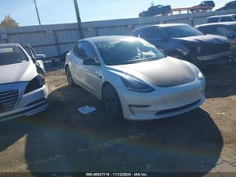 TESLA MODEL 3 LONG RANGE DUAL MOTOR ALL-WHEEL DRIVE