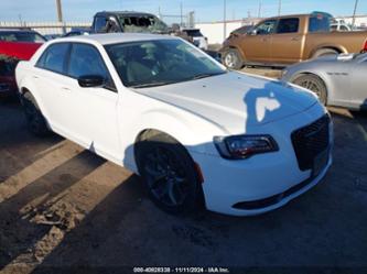 CHRYSLER 300 TOURING