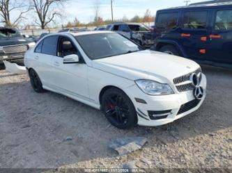 MERCEDES-BENZ C-CLASS LUXURY 4MATIC/SPORT 4MATIC