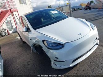 TESLA MODEL Y LONG RANGE DUAL MOTOR ALL-WHEEL DRIVE