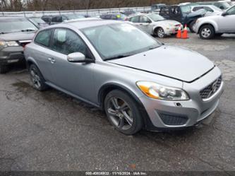 VOLVO C30 T5/T5 PLATINUM/T5 PREMIER/T5 PREMIER PLUS/T5 R-DESIGN/T5 R-DESIGN PLATINUM/T5 R-DESIGN PREMIER