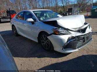 TOYOTA CAMRY HYBRID XLE HYBRID