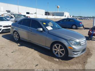 MERCEDES-BENZ C-CLASS LUXURY/SPORT