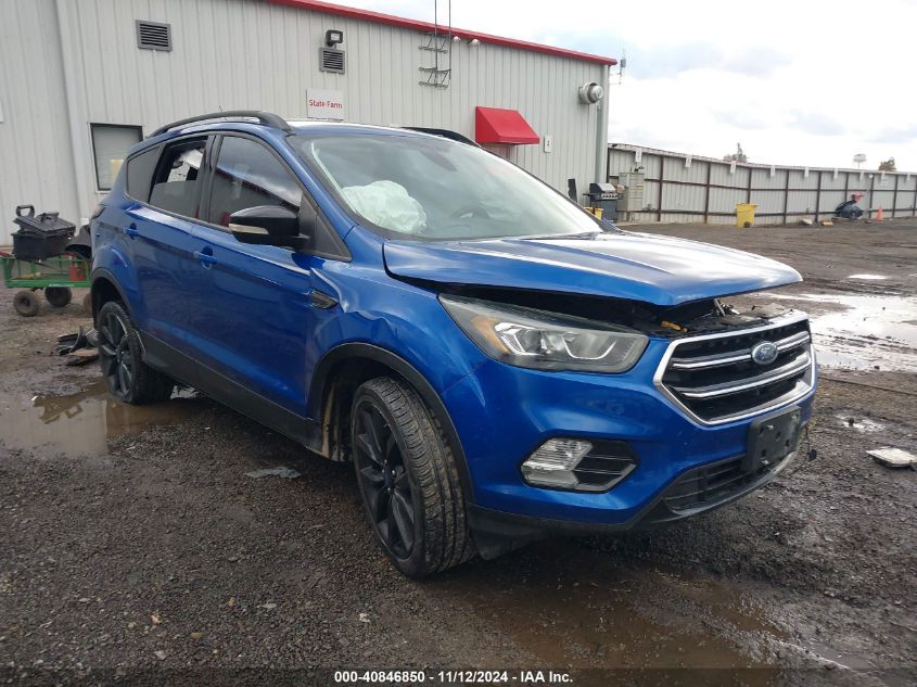 FORD ESCAPE TITANIUM