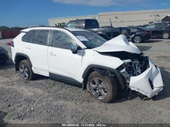 TOYOTA RAV4 HYBRID XLE