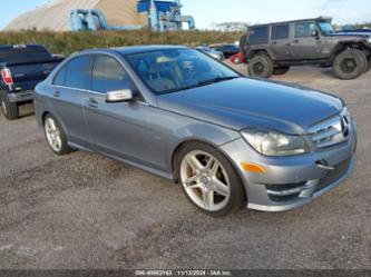 MERCEDES-BENZ C-CLASS LUXURY/SPORT