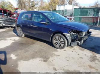 VOLKSWAGEN E-GOLF SE