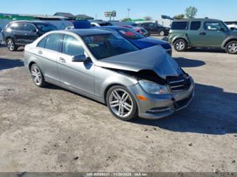 MERCEDES-BENZ C-CLASS LUXURY/SPORT