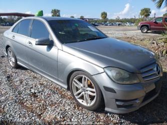 MERCEDES-BENZ C-CLASS LUXURY/SPORT