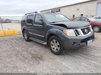 NISSAN PATHFINDER SILVER