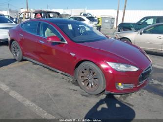 TESLA MODEL S SIGNATURE