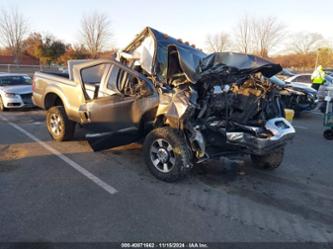 FORD F-250 LARIAT