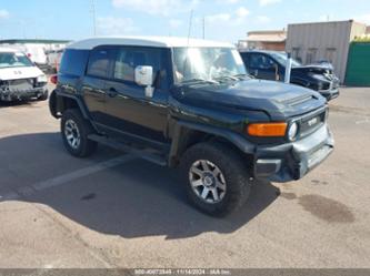 TOYOTA FJ CRUISER