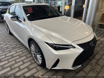 LEXUS IS 300 BASE (A6)