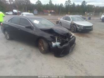 TOYOTA CAMRY SE