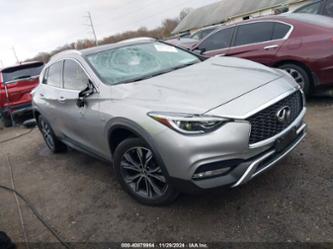 INFINITI QX30 PREMIUM