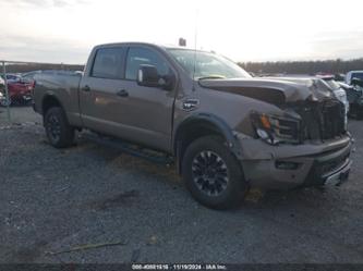 NISSAN TITAN PRO-4X 4X4