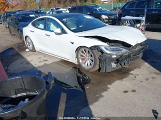 TESLA MODEL S PERFORMANCE DUAL MOTOR ALL-WHEEL DRIVE