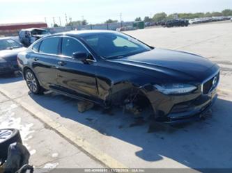 VOLVO S90 T6 MOMENTUM