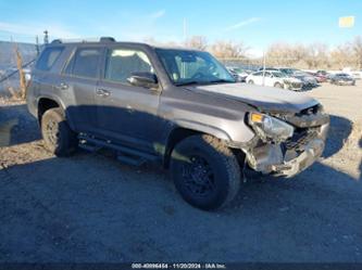 TOYOTA 4RUNNER SR5 PREMIUM