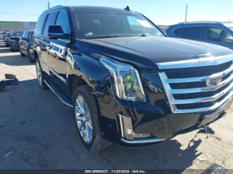 CADILLAC ESCALADE LUXURY