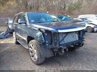 CADILLAC ESCALADE LUXURY