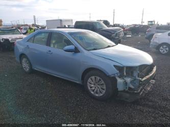 TOYOTA CAMRY HYBRID LE