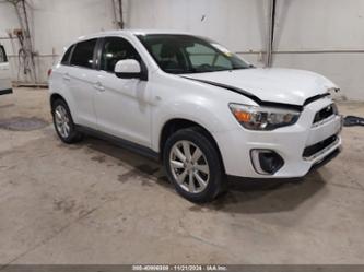 MITSUBISHI OUTLANDER SPORT SE