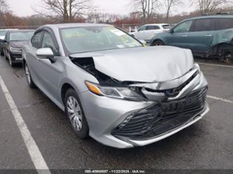 TOYOTA CAMRY HYBRID LE HYBRID