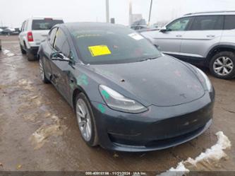 TESLA MODEL 3 REAR-WHEEL DRIVE