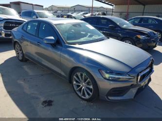 VOLVO S60 T5 MOMENTUM