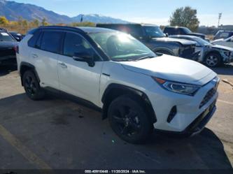 TOYOTA RAV4 HYBRID XSE